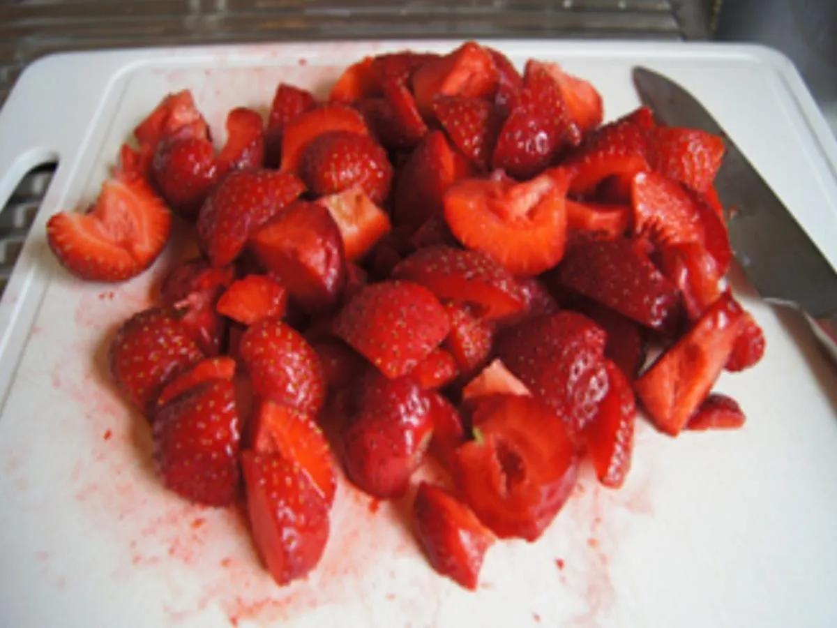 Erdbeer-Sahne-Likör - Rezept mit Bild - kochbar.de