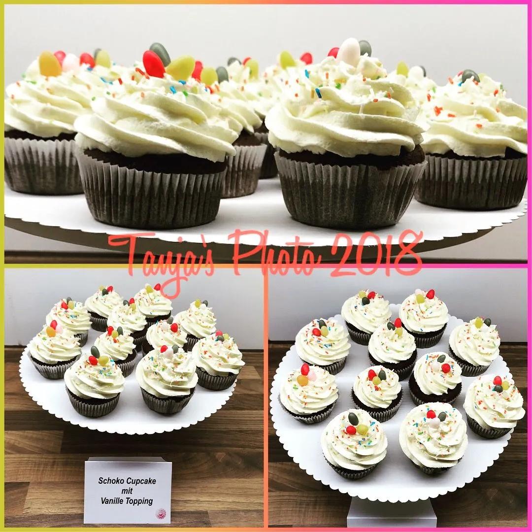 Schoko Cupcake mit Vanille Topping | Cupcakes, Schoko, Vanille
