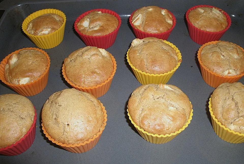 Apfel - Dinkel - Muffins von angimaus | Chefkoch.de