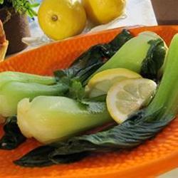 baby pak choi mit knoblauch