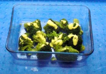 brokkoli in zitronensauce