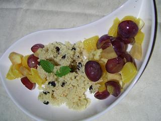 couscous mit süßem früchtekompott