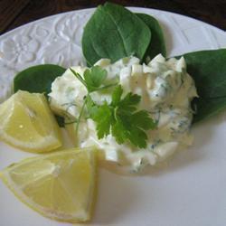 eiersalat mit frischem koriander