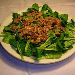 feldsalat mit curry rindfleisch