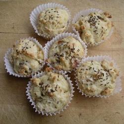 herzhafte muffins mit speck und käse