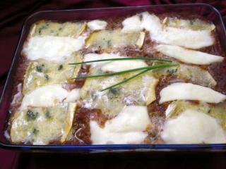 lasagne von blauen kartoffeln