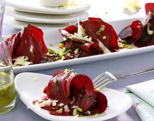 rote bete mit frühlings vinaigrette