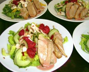 salat mit himbeerdressing und braten resteverwertung