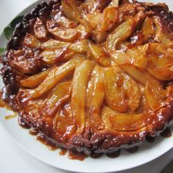 tarte tatin mit birnen und Äpfeln