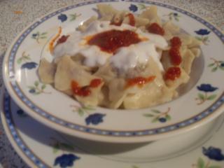 türkische tortellinis manti