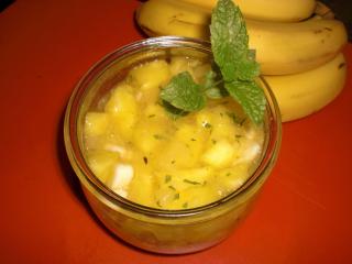 bananensalat in ananassauce