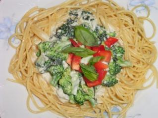 brokkoli spaghetti mit gorgonzola basilikum sauce