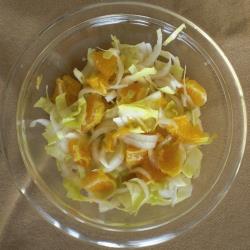 chicoréesalat mit mandarinen