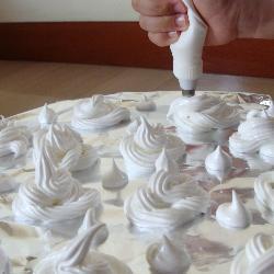 einfache baisers meringue