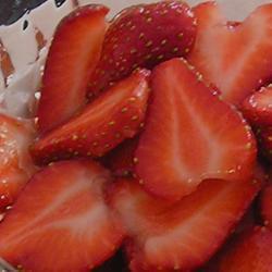 erdbeeren mit pfeffer und balsamessig