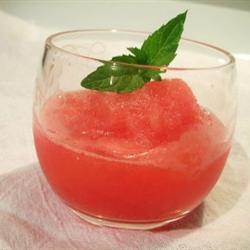 erfrischender wassermelonen eisshake