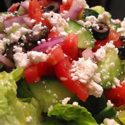 griechischer salat mit dressing