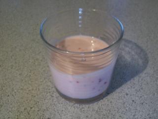 jogurt mischgetränk mit marmelade