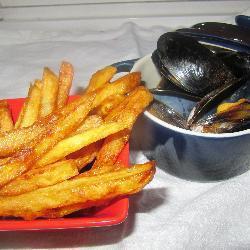 miesmuscheln mit pommes frites moules frites