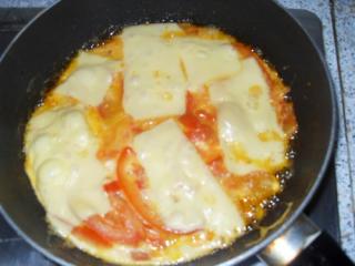 omlette mit tomaten und schafskäse