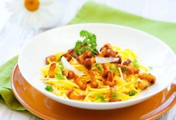 pfifferlinge in riesling mit spaghettini