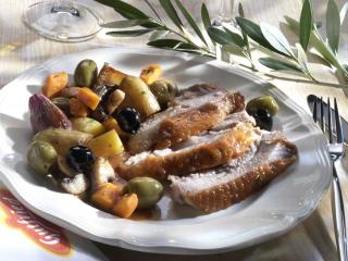 provenzalische putenoberkeule mit oliven