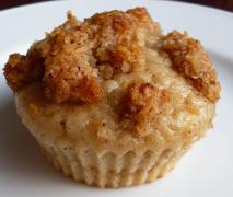 rhabarber muffins mit crumble topping