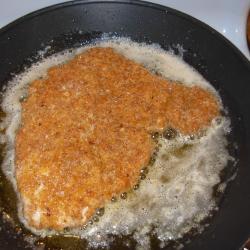 schnitzel mit parmesan cayenne panade