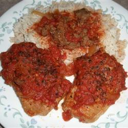 schweinekoteletts mit italienischer wurst champignons und tomaten