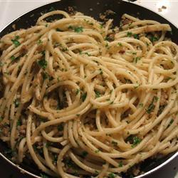 sizilianische spaghetti mit anchovis