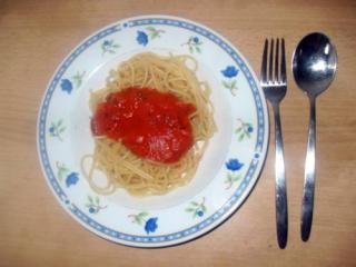 spaghetti mit einfacher tomatensoße