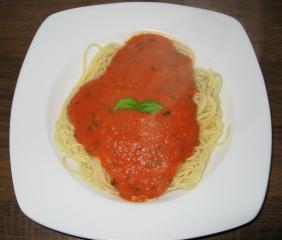 spaghetti mit fruchtiger tomatensoße