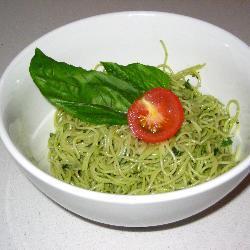 spaghetti mit walnuss rucola pesto