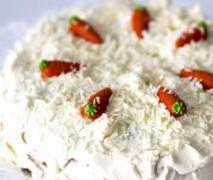 variation von carrot cake mit vanilla frosting k
